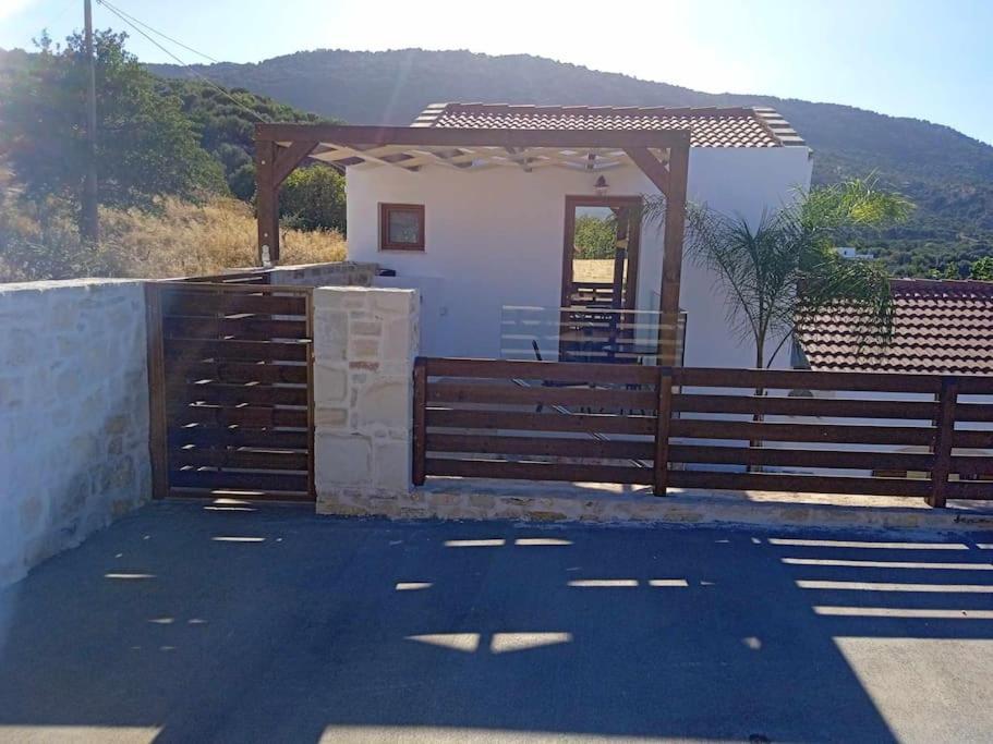 Halepouri Apartment Chania  ภายนอก รูปภาพ